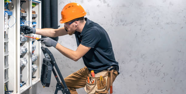 Best Emergency Electrical Repair  in Federal Y, WA